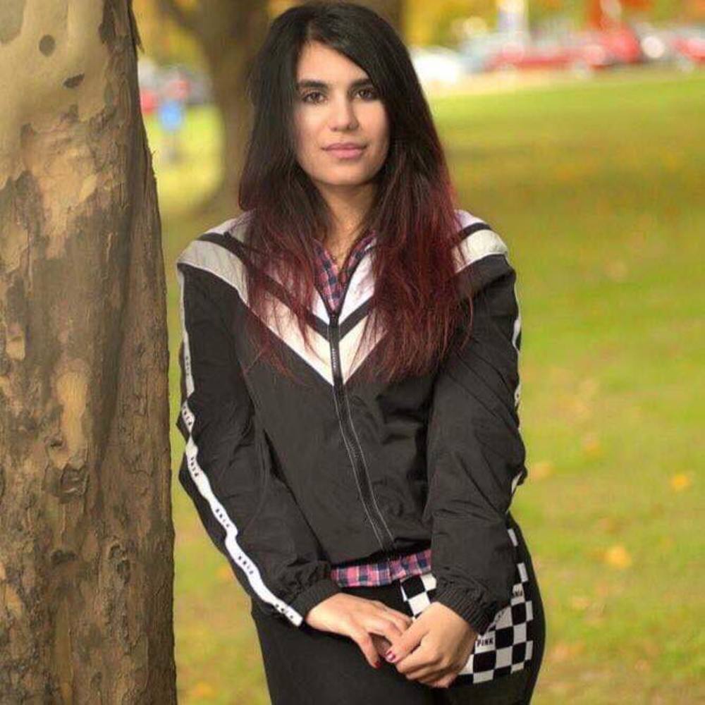 Meet your Posher, Sara